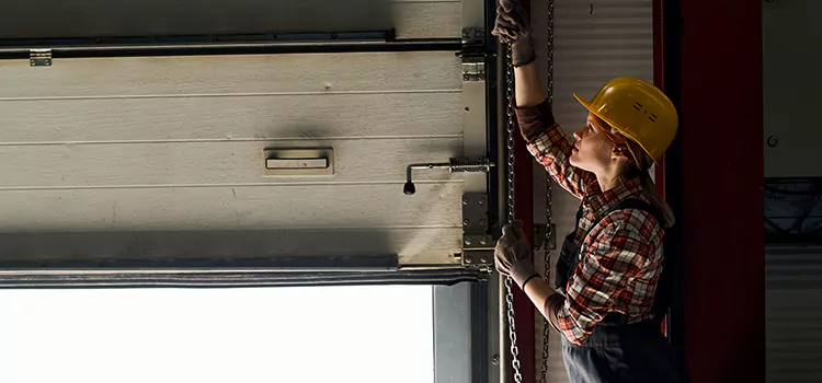 Addressing Common Garage Door Stoppage Issues in Yakima, WA